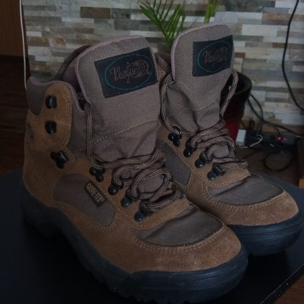 Vasque hiking shoes